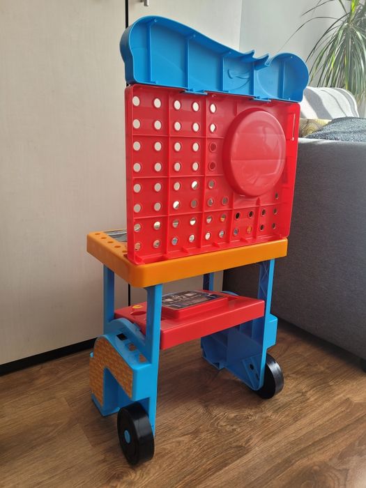 Vând banc de lucru HOT WHEELS