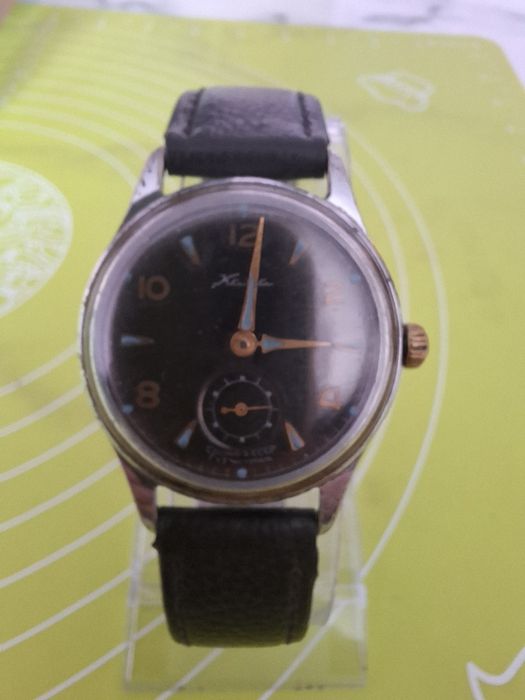 Механичен мъжки часовник