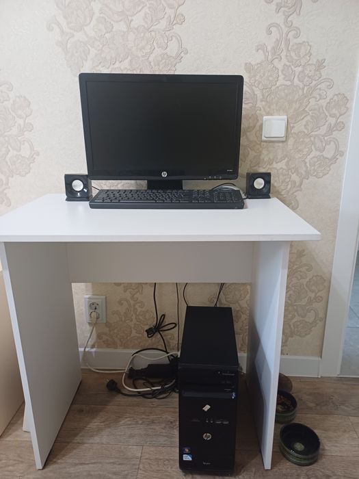 Компьютер на стольный