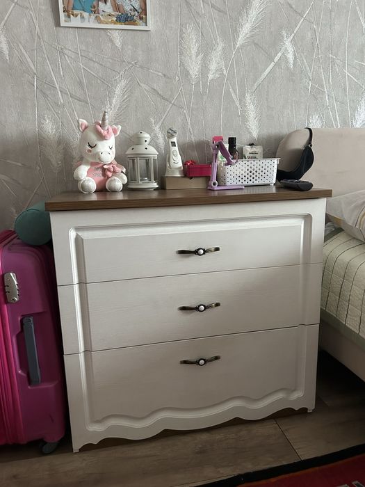 Комод 25000 район Евразия