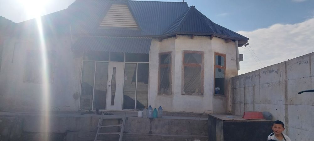 Hovli 2 sotix denov Shahar 8 mart ko'chasi