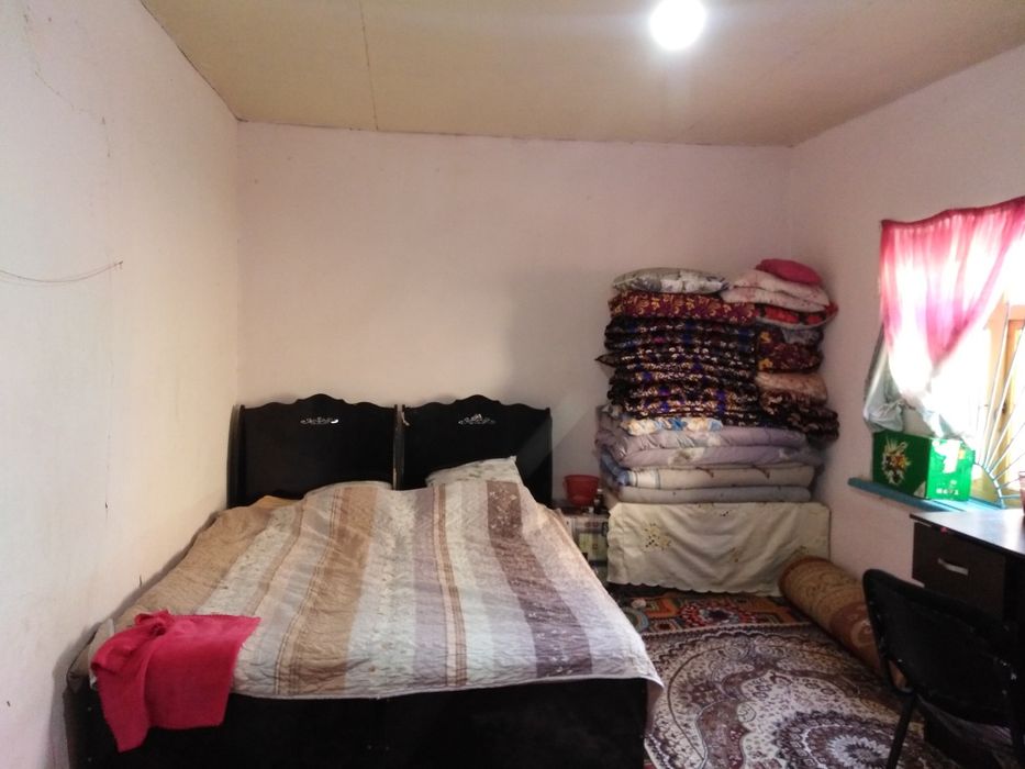 Янгибозорни сентирида уй