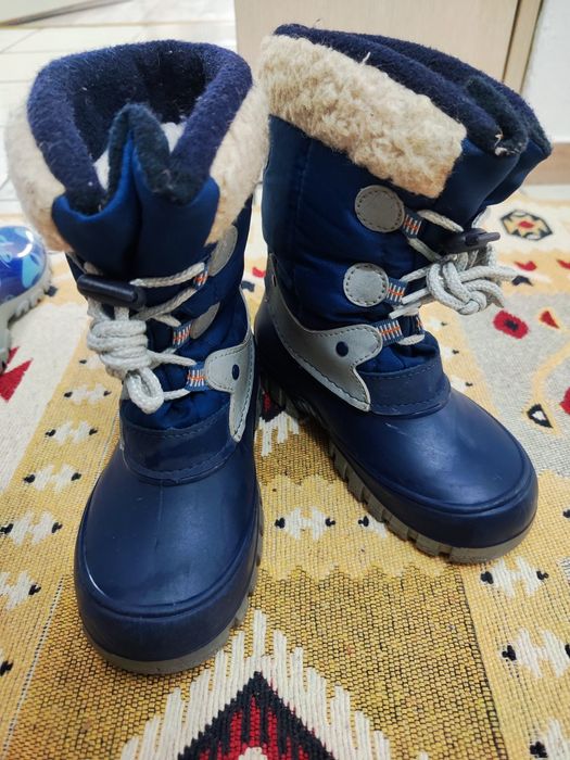 Детски апрески и гумени ботуши 28 номер