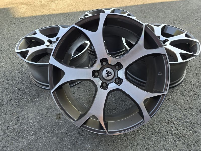 22цола Jeep 5x127 Dodge Durango 5х125 Додж Дуранго