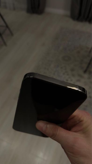 Iphone 13pro max идеальное состояние
