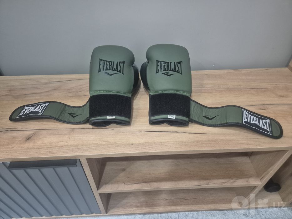 Перчатки Everlast 12 oz для бокса
