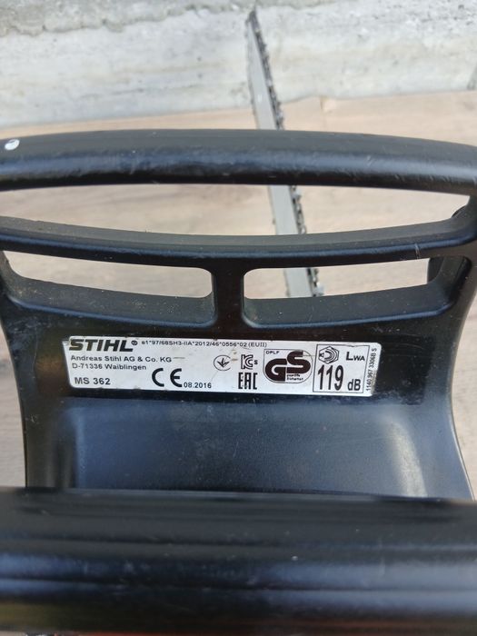 Vând stihl MS 362