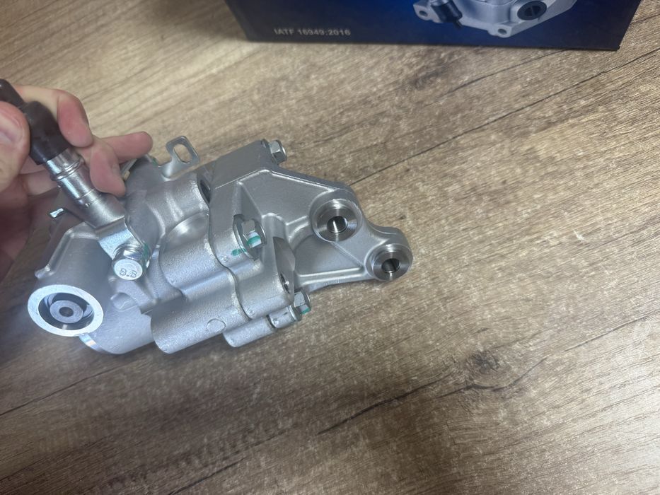Гур насос TOYOTA 3UZ-FE / 2UZ-FE