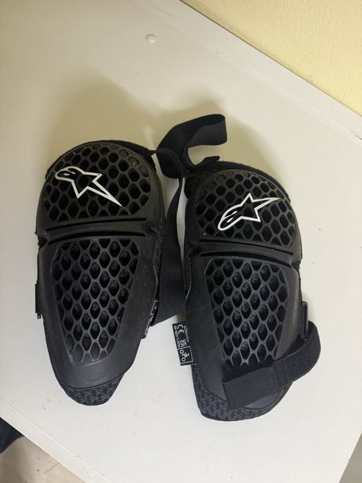 protectii/aparatoare de genunchi