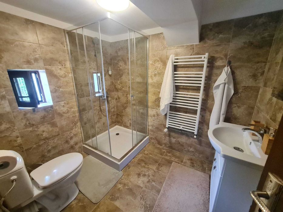 Inchiriez cabana in statiunea Ranca, Gorj, langa partia M1