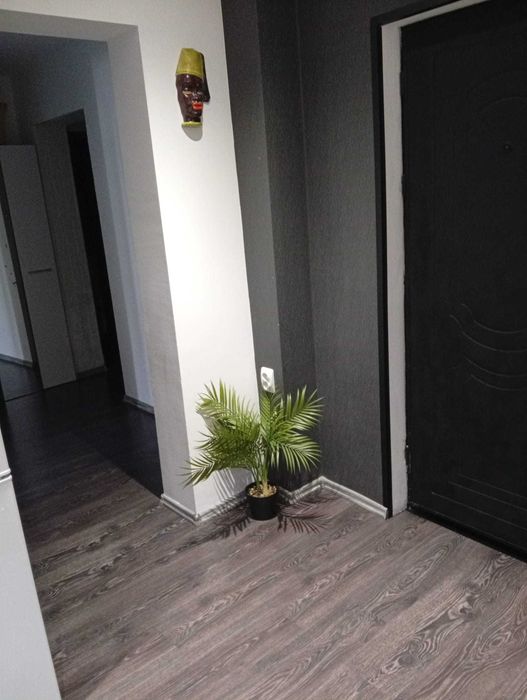 Vand apartament 3 camere