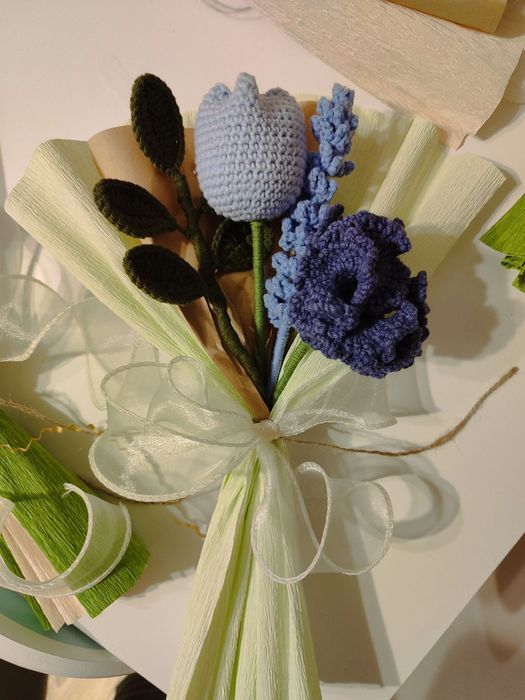 Ръчно изплетени цветя - Handmade flowers - За всякакви поводи