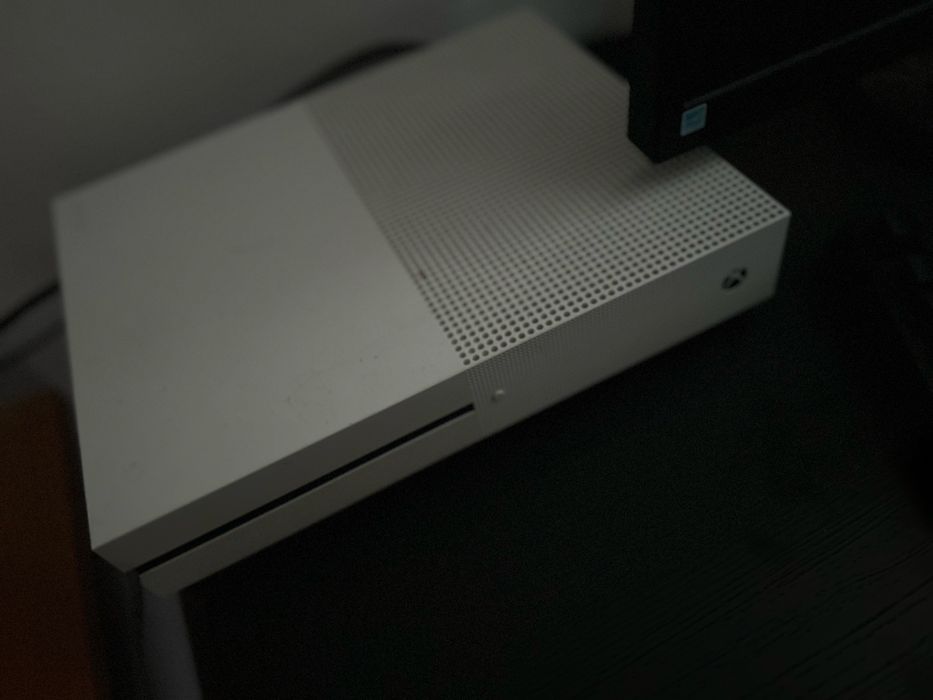 xbox one s 512g +jocuri
