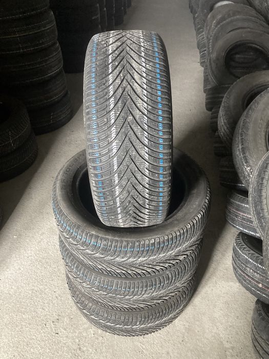 Anvelope  set 4 buc 215/55 R 18 dot 2021