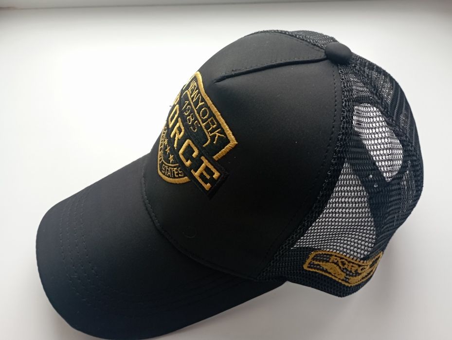 Продам бейсболку