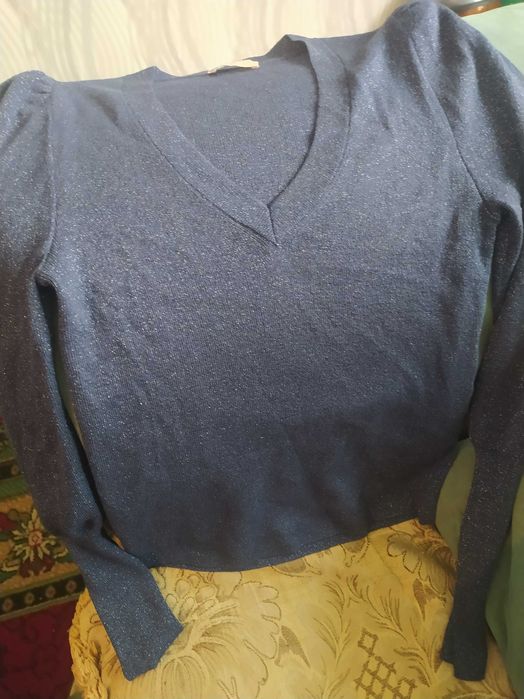 Продаются кофты к празднику