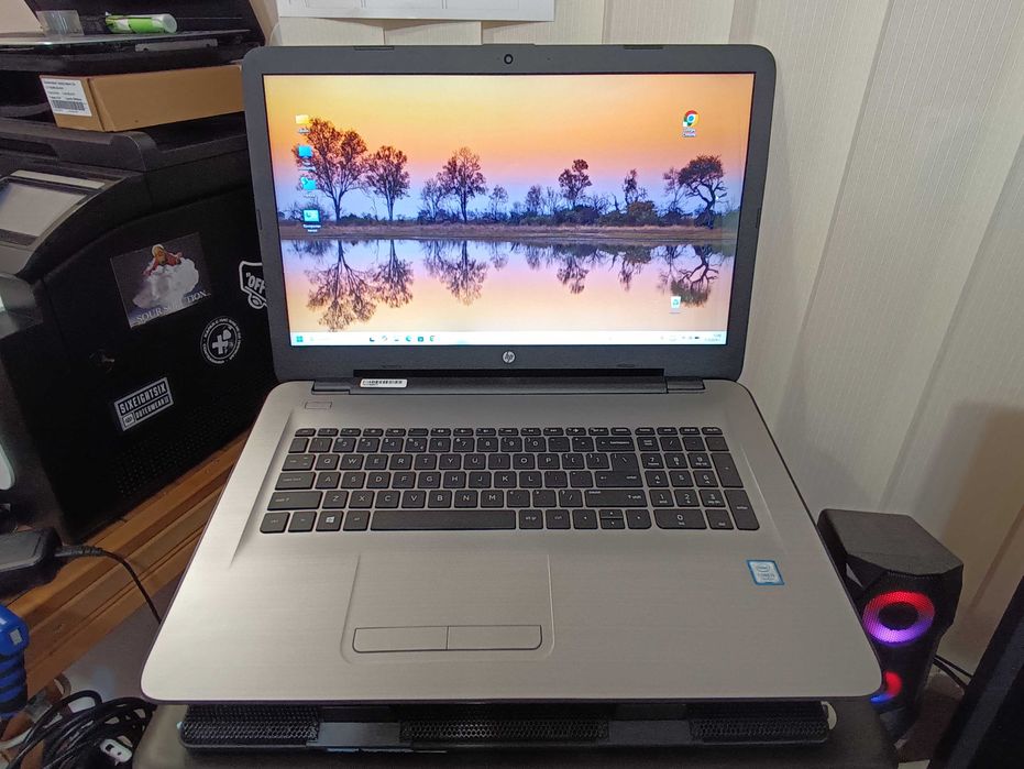 Лаптоп HP Notebook - 17-x112nd и5-7200U / 17,3"