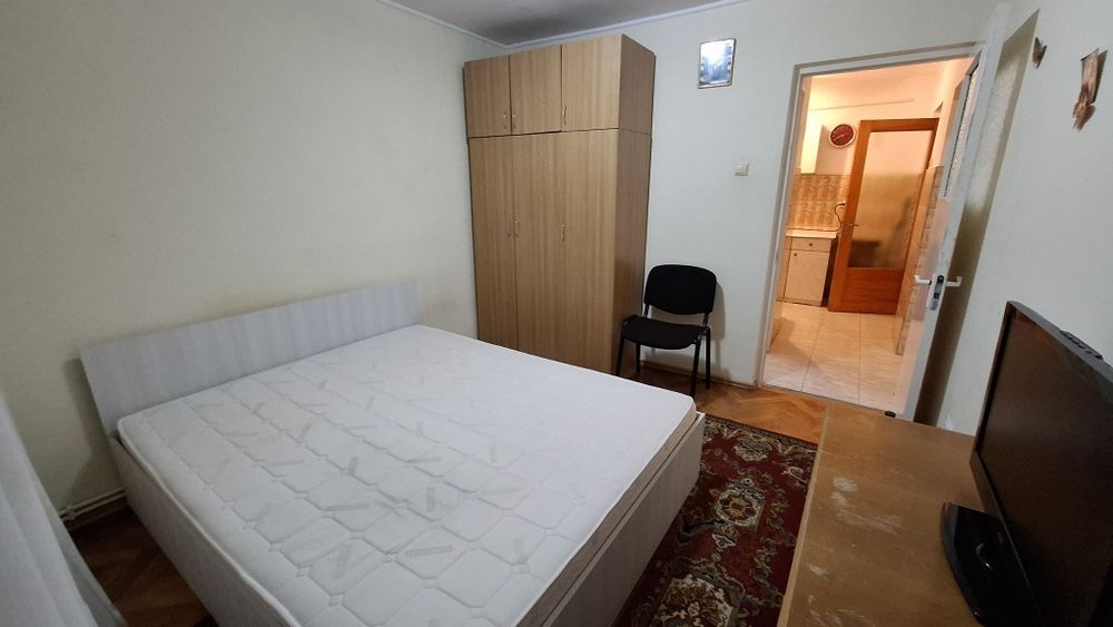 Ofer spre inchiriere apartament 2 camere, Vaslui, centru
