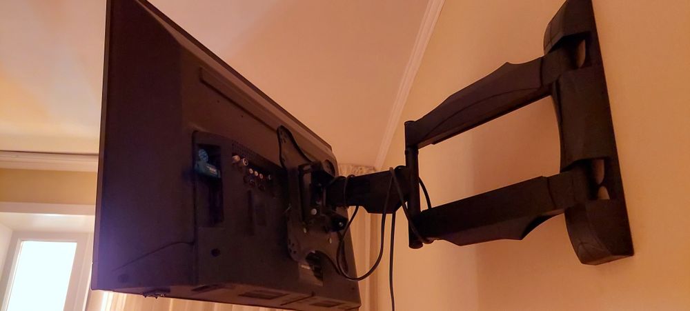 Телевизор Skyworth 32''