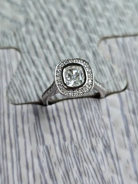 Inel Platina cu Diamant natural 1.01 Ct