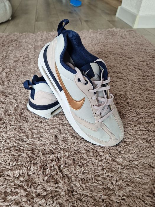 Nike Air Max 38.5
