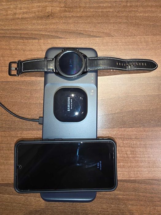 Incarcator Samsung Wireless Charger Trio