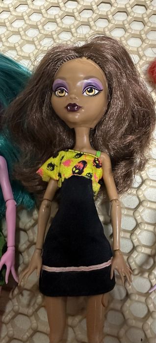 Продам кукол  монстр хай!