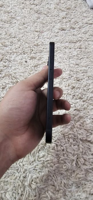 Айфон 15 в отличном состоянии