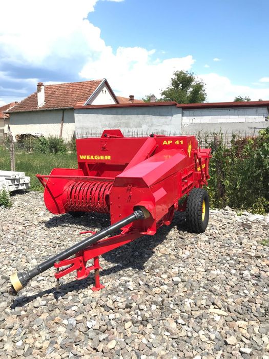 Balotiera Presa de balotat Welger AP41 recent adusa model mic