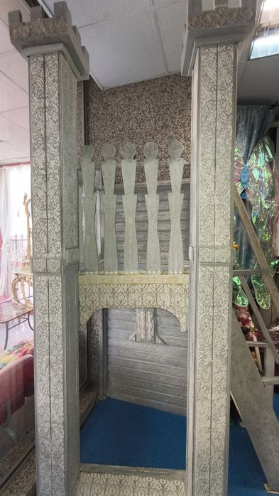 Дървен замък за двор и градина