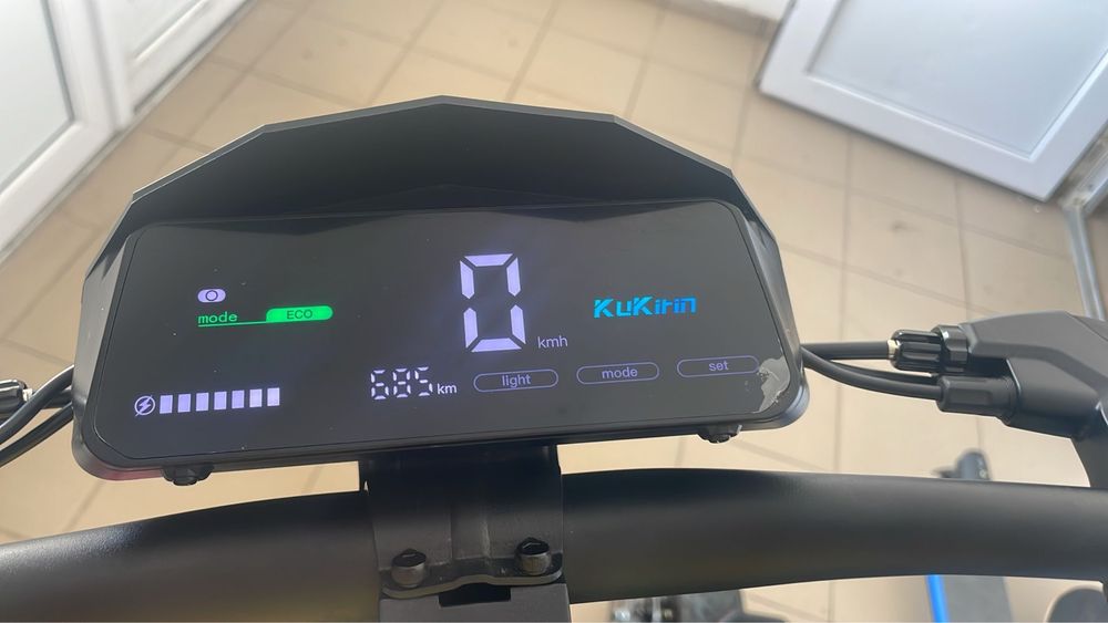 2 Kukirin g4 g2