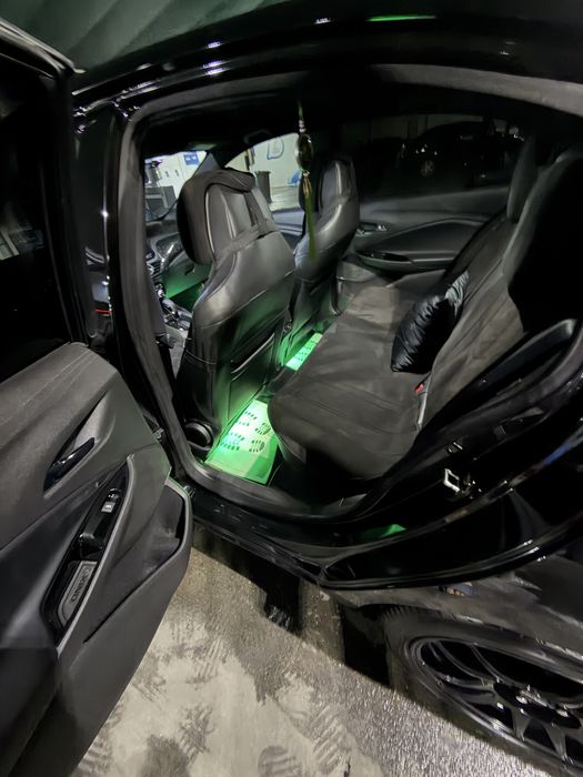 Chevrolet onix premier 2+