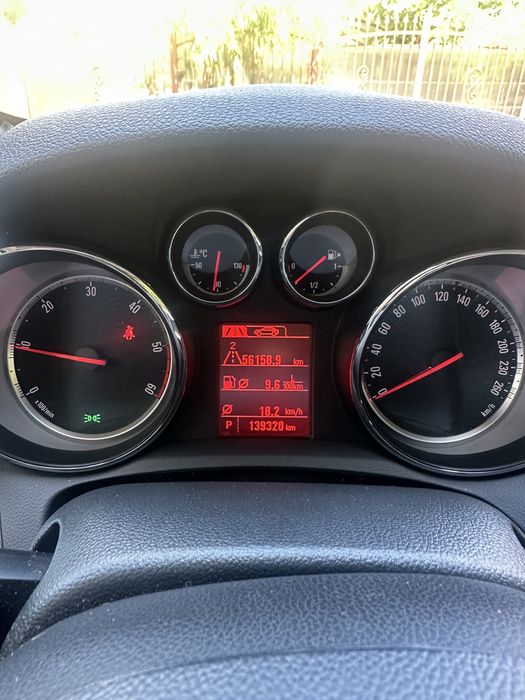 Vand Opel Mokka automat