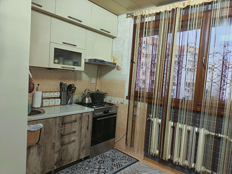 Продаю кв на шахристанском