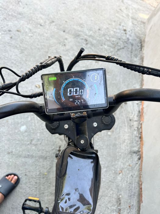 Bicicletă electrică