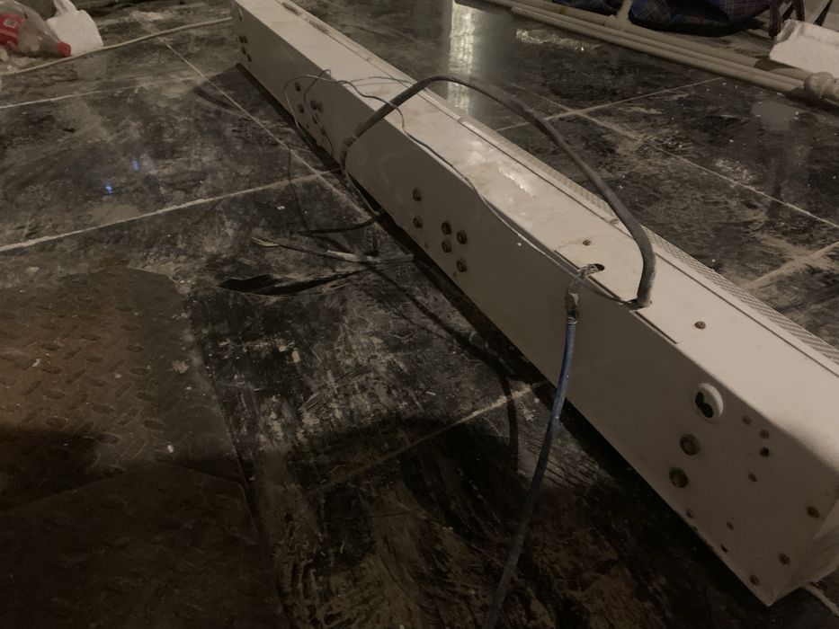 продаю тепловую завесу б/у