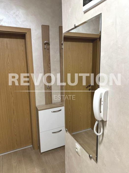 Дава се под наем Двустаен апартамент в Варна, Колхозен пазар - 65 кв.м за 600 € - Снимка #4