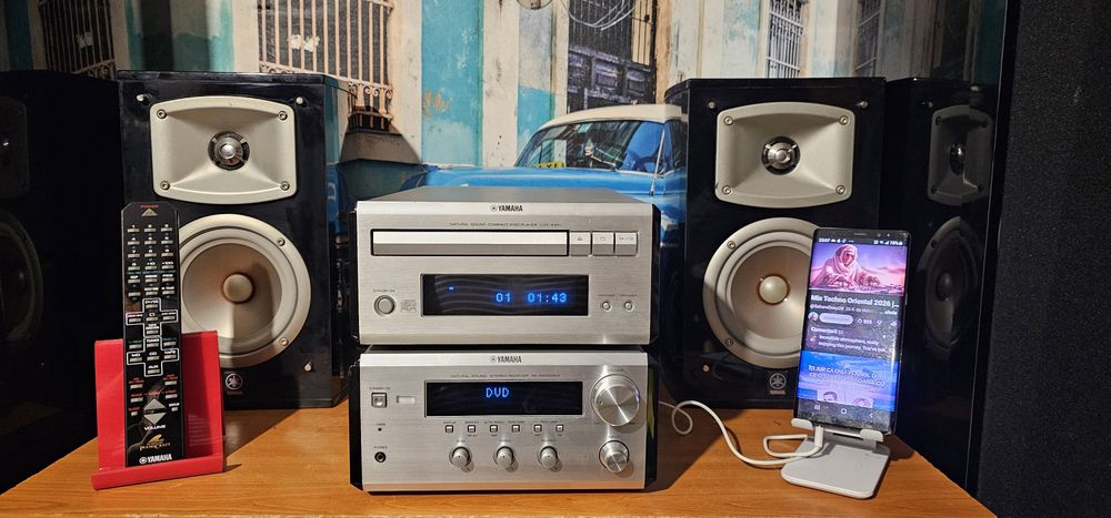 Amplificator statie amplituner receiver Yamaha RX E 600 MK 2 sau cd dvd player mp3 Yamaha DVD-E 600