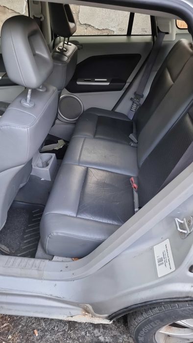 Продават Додж Калибър