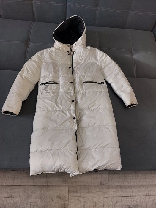 Продам двусторонний пуховик