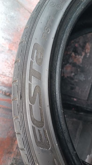 255/35/19 Kumho Дот 4423