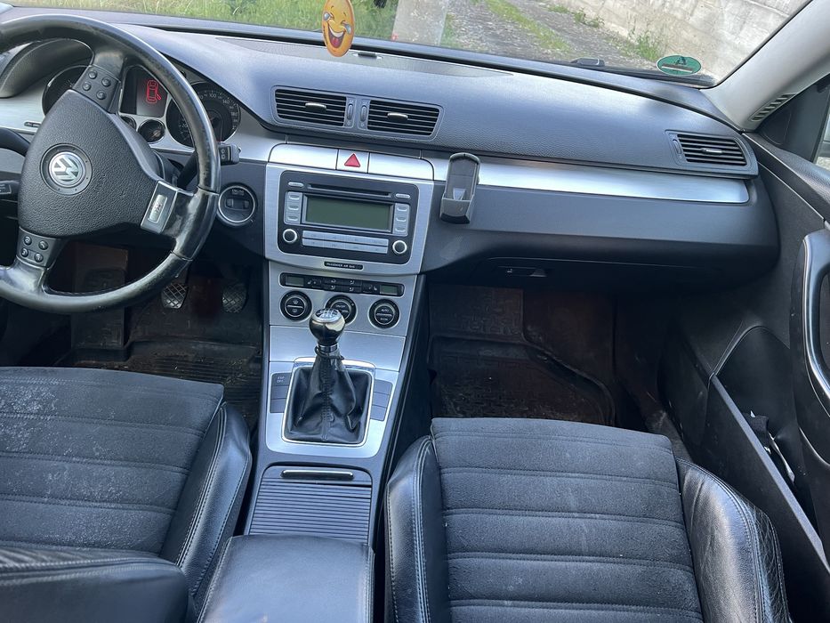 VOLKSWAGEN Passat 0 — imagine 4