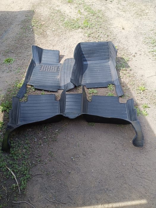 Полики на Мерседес