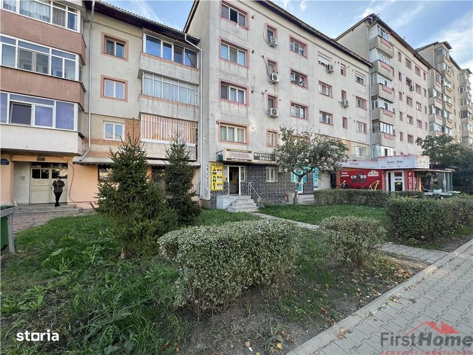 Sp com birou stradal  Piata Moldovei - Banca Transilvania