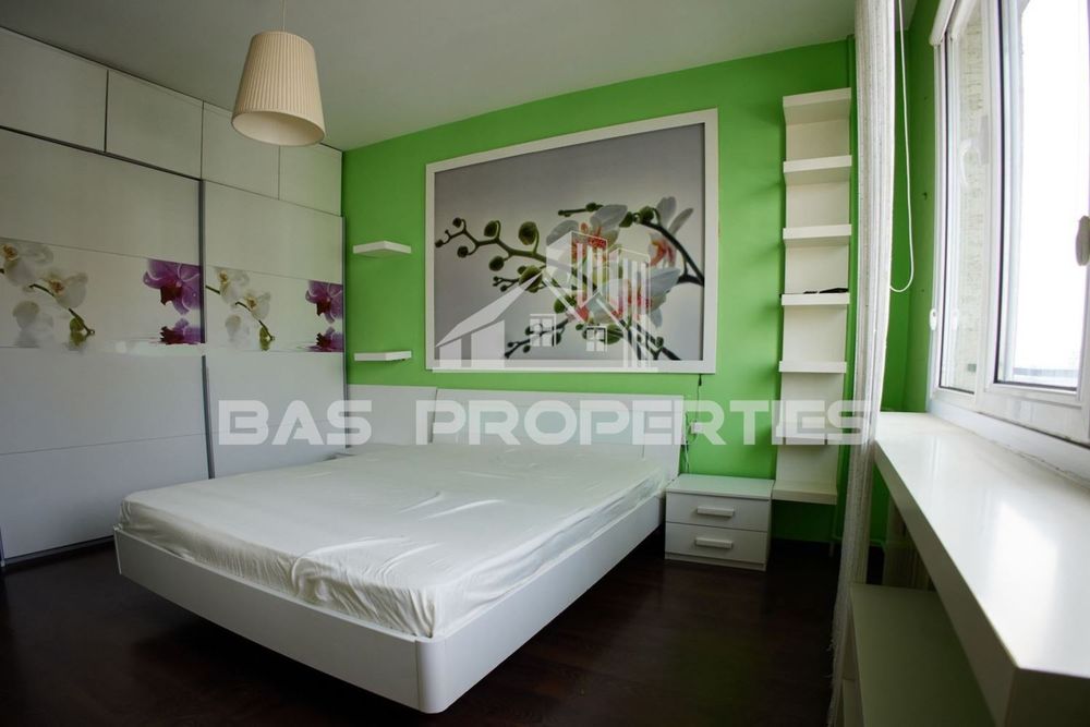 3-стаен в София-Център площ 85