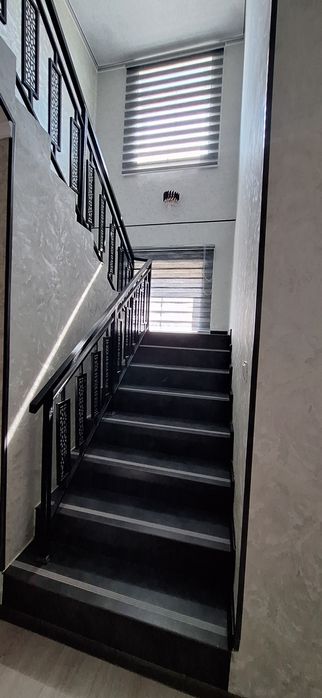 Бухоро 2 этажлик квадрати300 $ доллордан Участка сотилади 2 + падвал