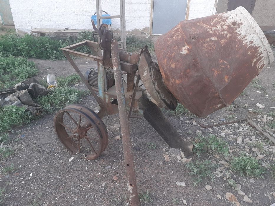 Продам бетонамешалка