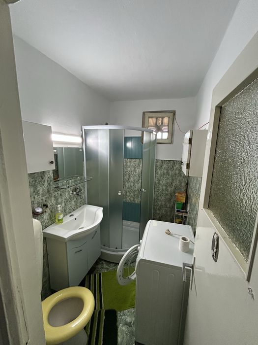 Apartament cu 3 camere
