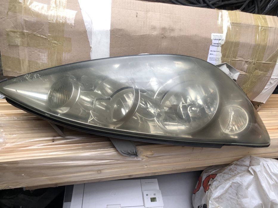 Фара впередняя, правая