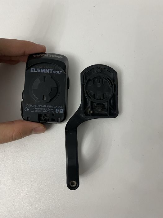 Велокомпьтер wahoo bolt2